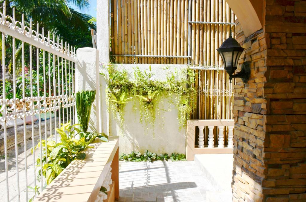 Casa D' Estrella Apartelle Balabag  Exteriér fotografie