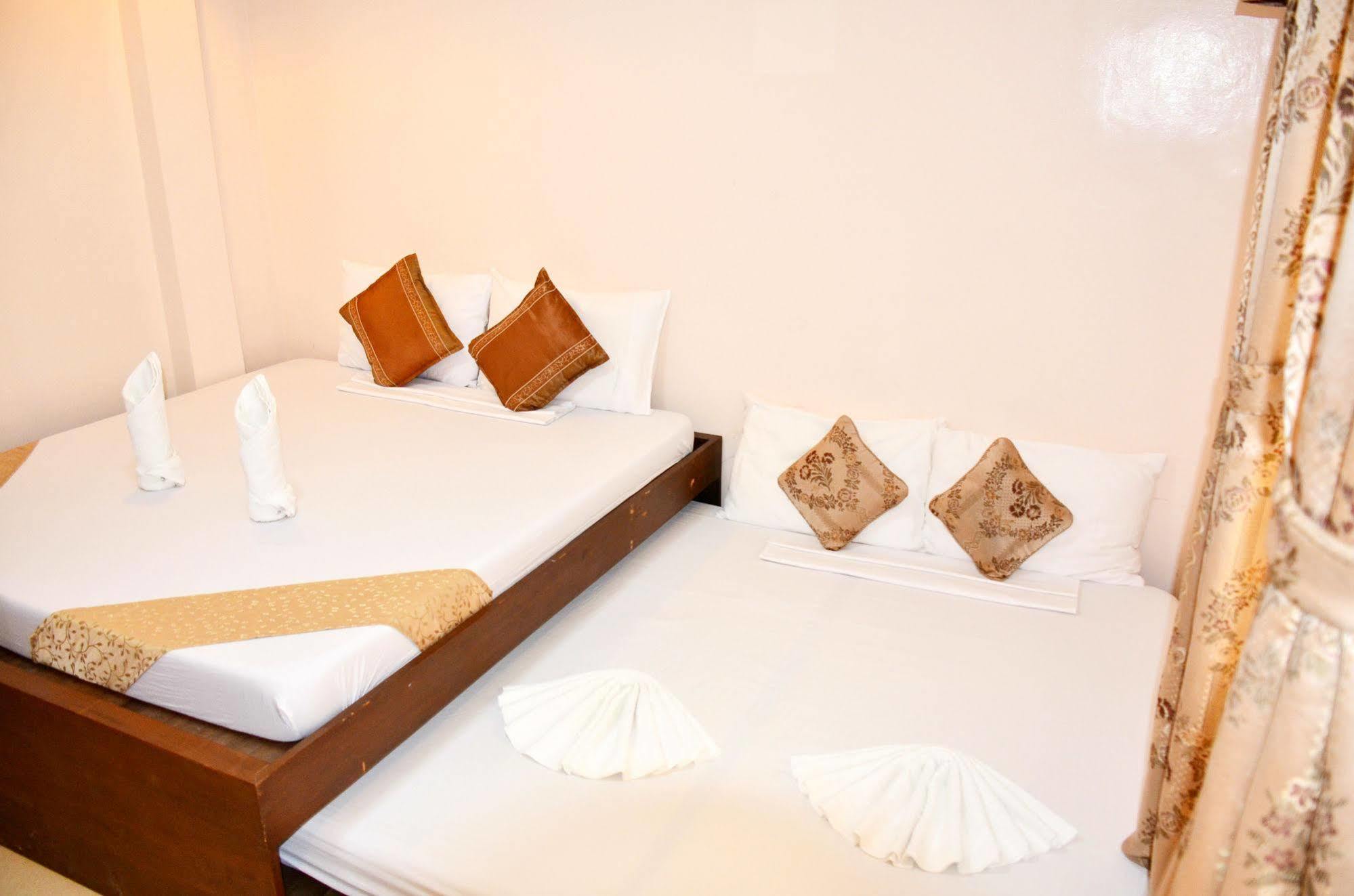 Casa D' Estrella Apartelle Balabag  Exteriér fotografie