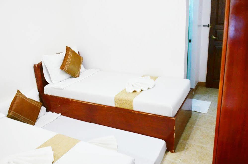 Casa D' Estrella Apartelle Balabag  Exteriér fotografie